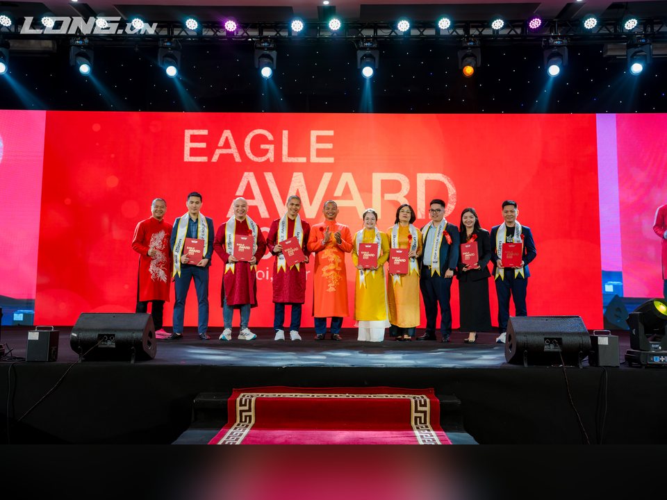 Tâm - Tầm - Tài cùng các doanh nghiệp được vinh danh trên sân khấu Eagle Award 2025